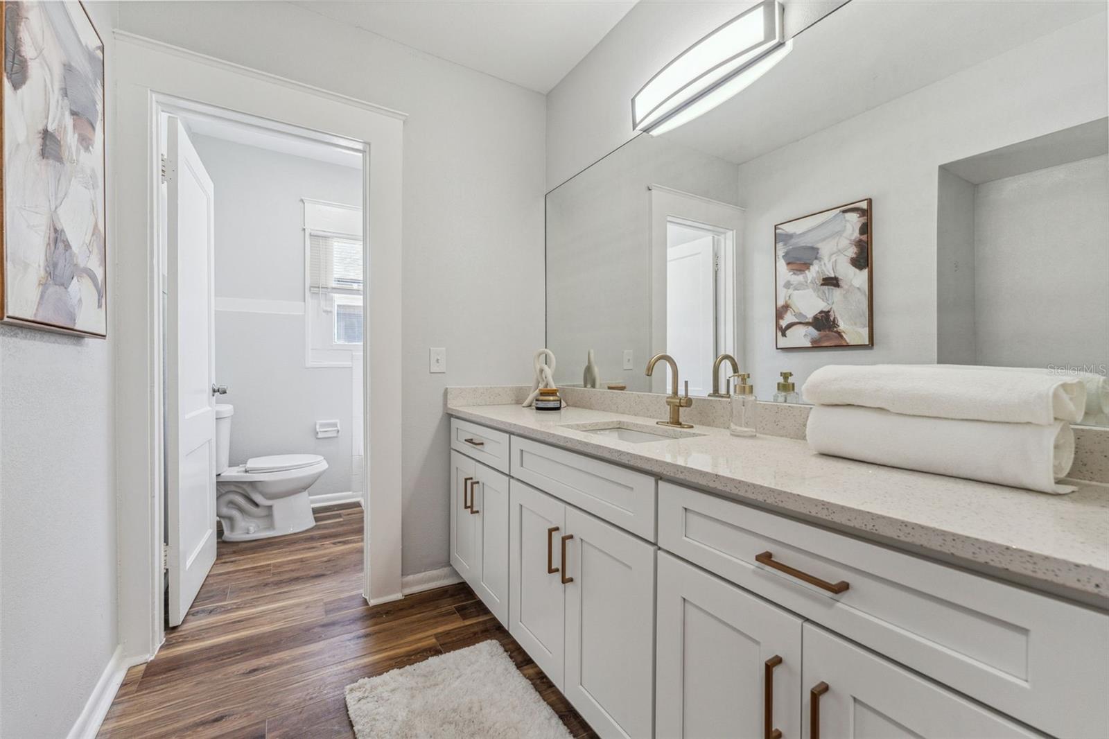 307 S NEWPORT #1-2 AVE — photo 31