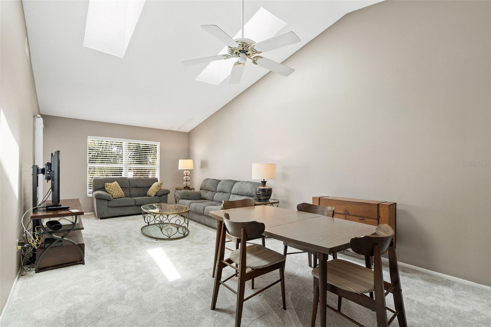 12239 SUN VISTA CT E — photo 7