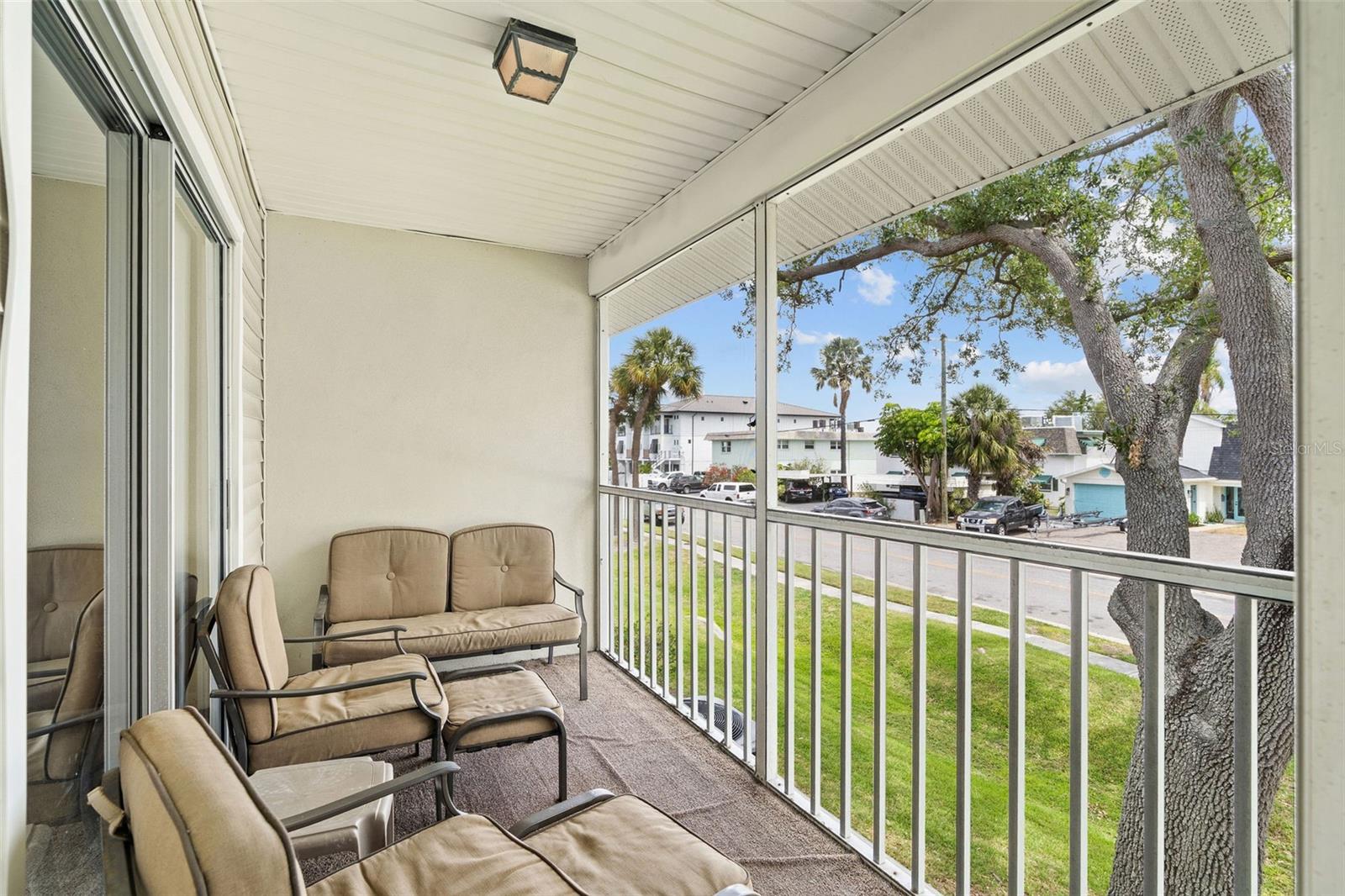12239 SUN VISTA CT E — photo 12