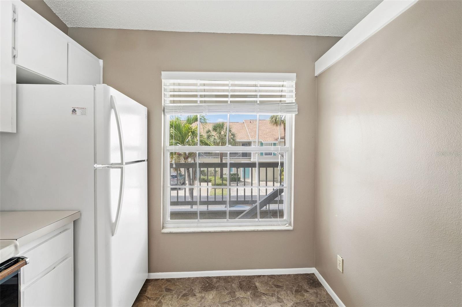 12239 SUN VISTA CT E — photo 6