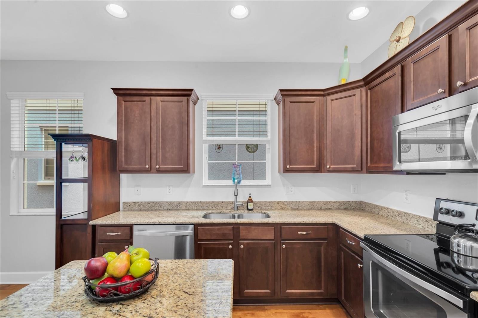 208 CUTLASS WAY — photo 14