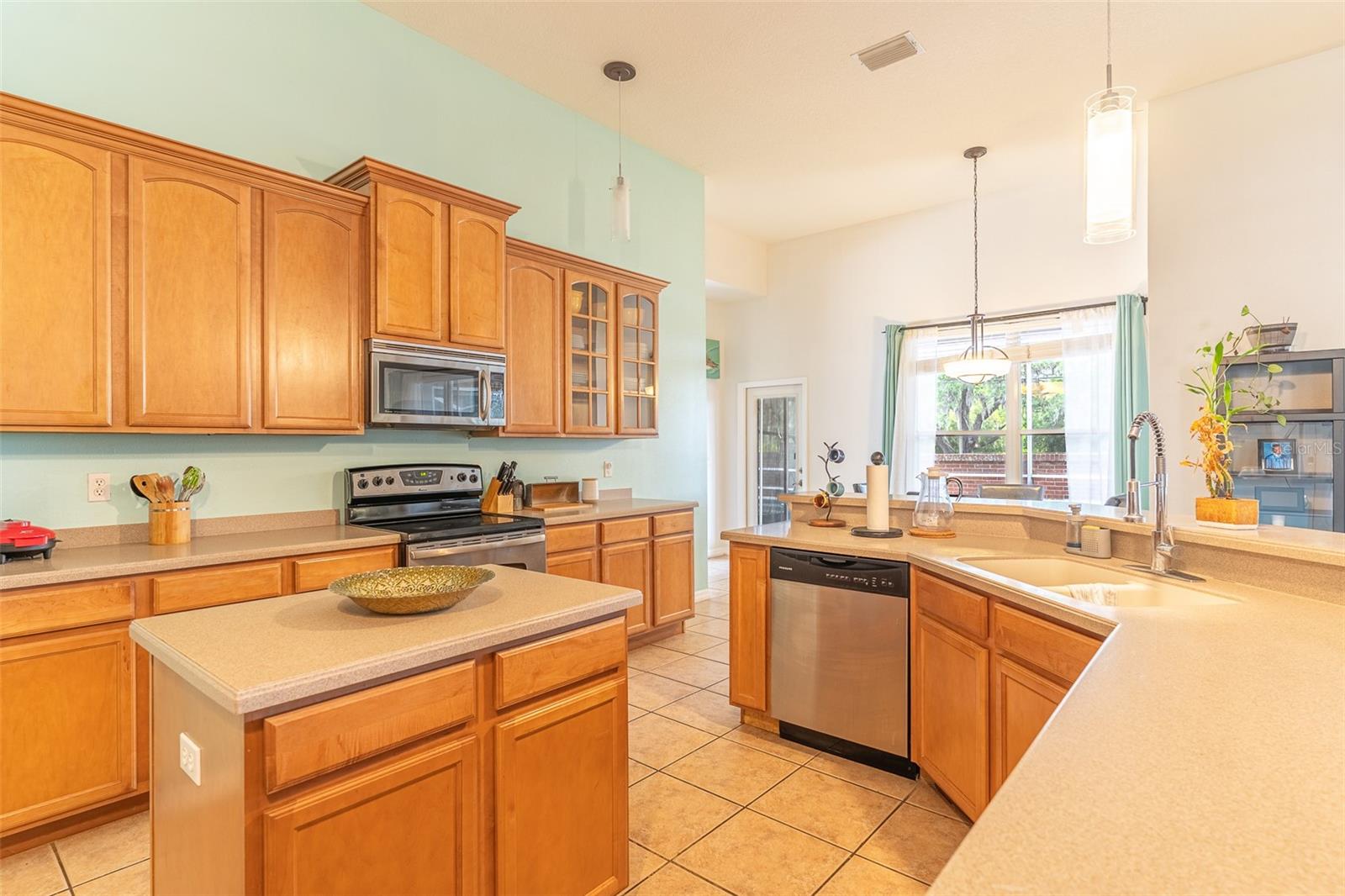 2539 CENTENNIAL FALCON DR — photo 3