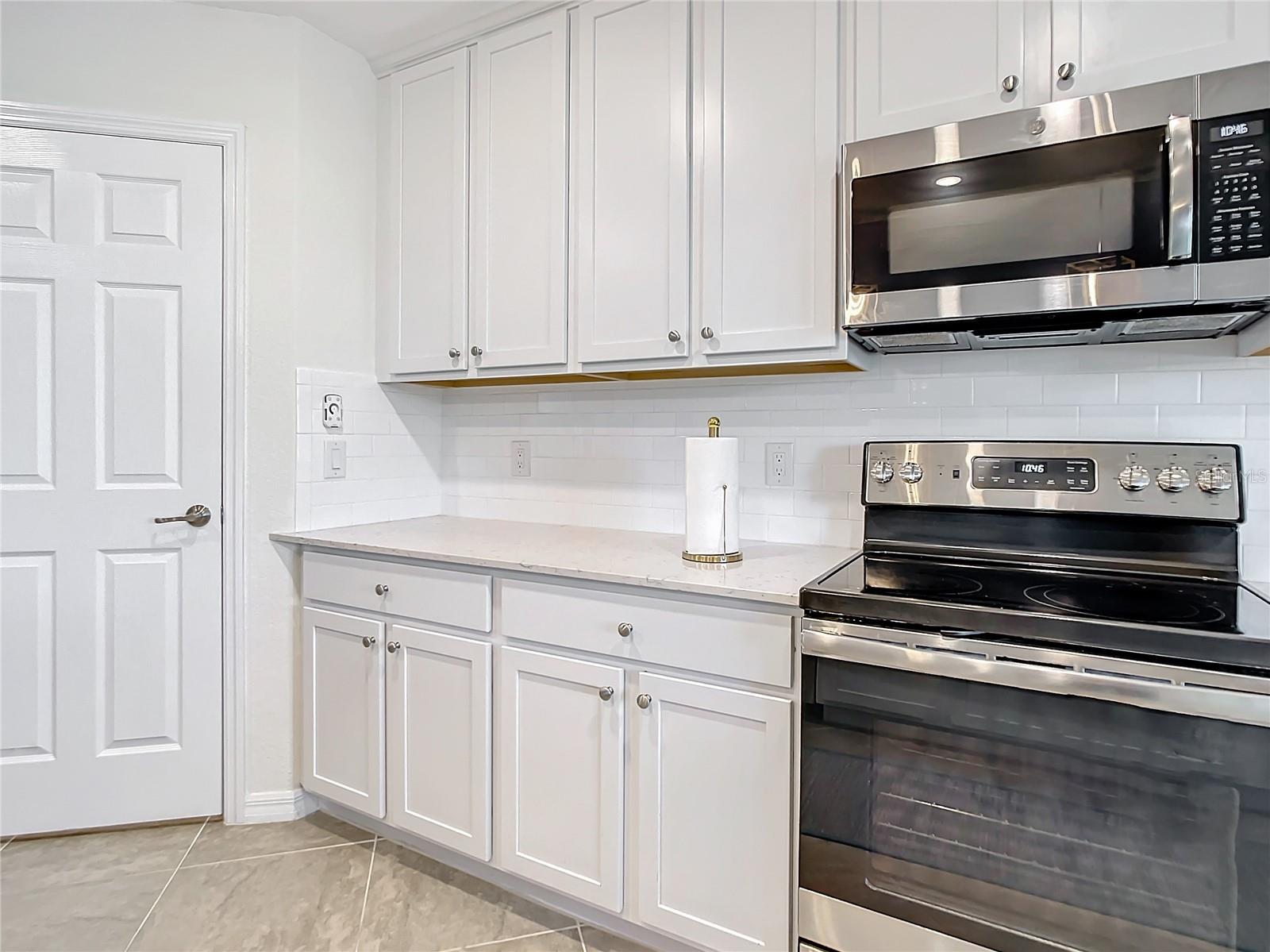 10796 TARFLOWER DR #101 — photo 21