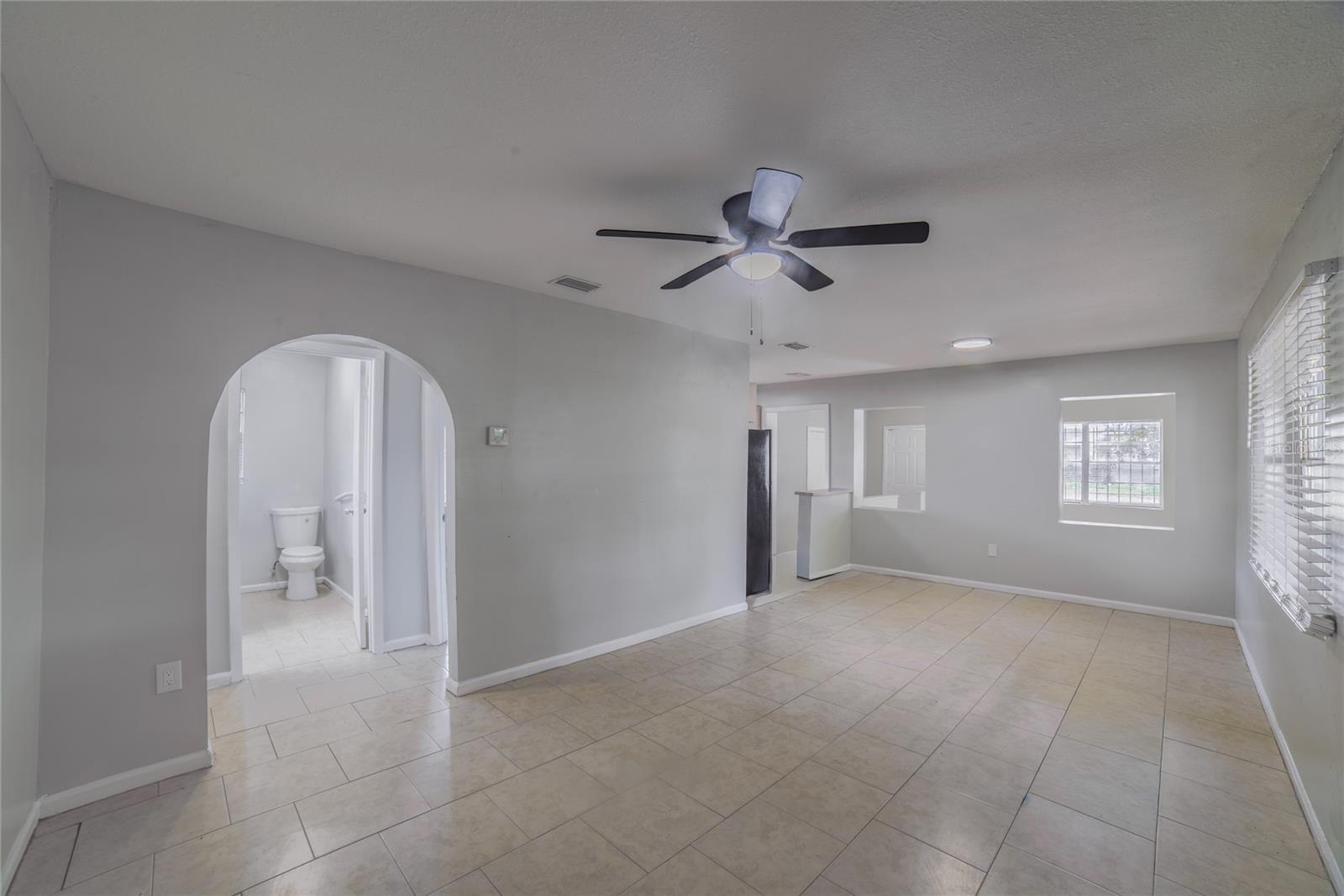 14341 DELMAR ST — photo 4