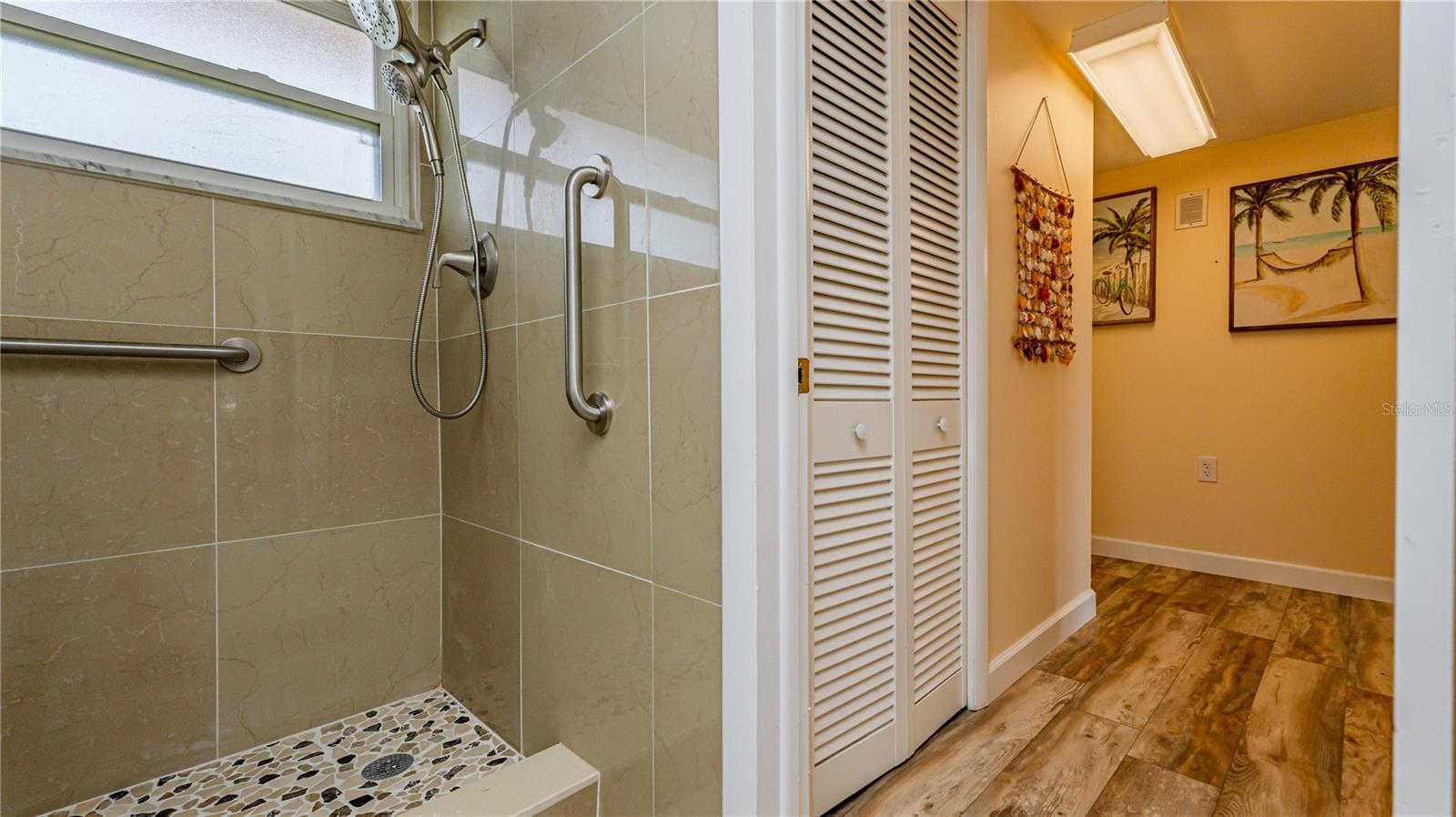 5020 BRITTANY DR S #125 — photo 22