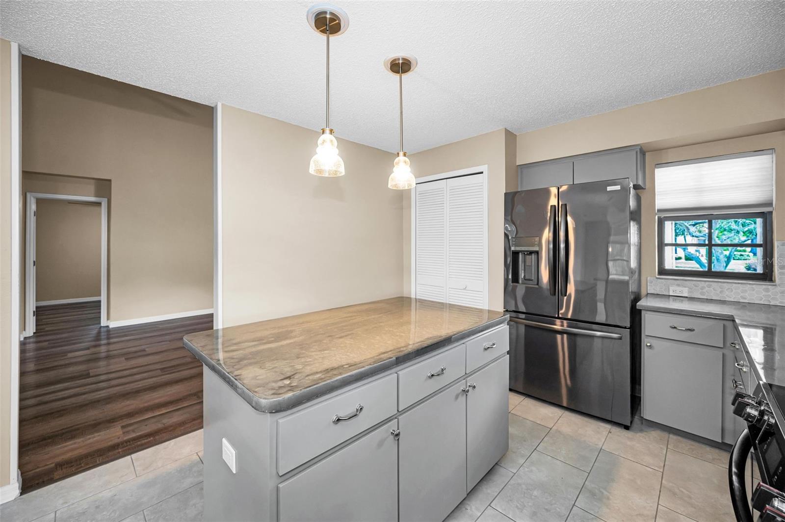 9307 PALM HAVEN CT — photo 13