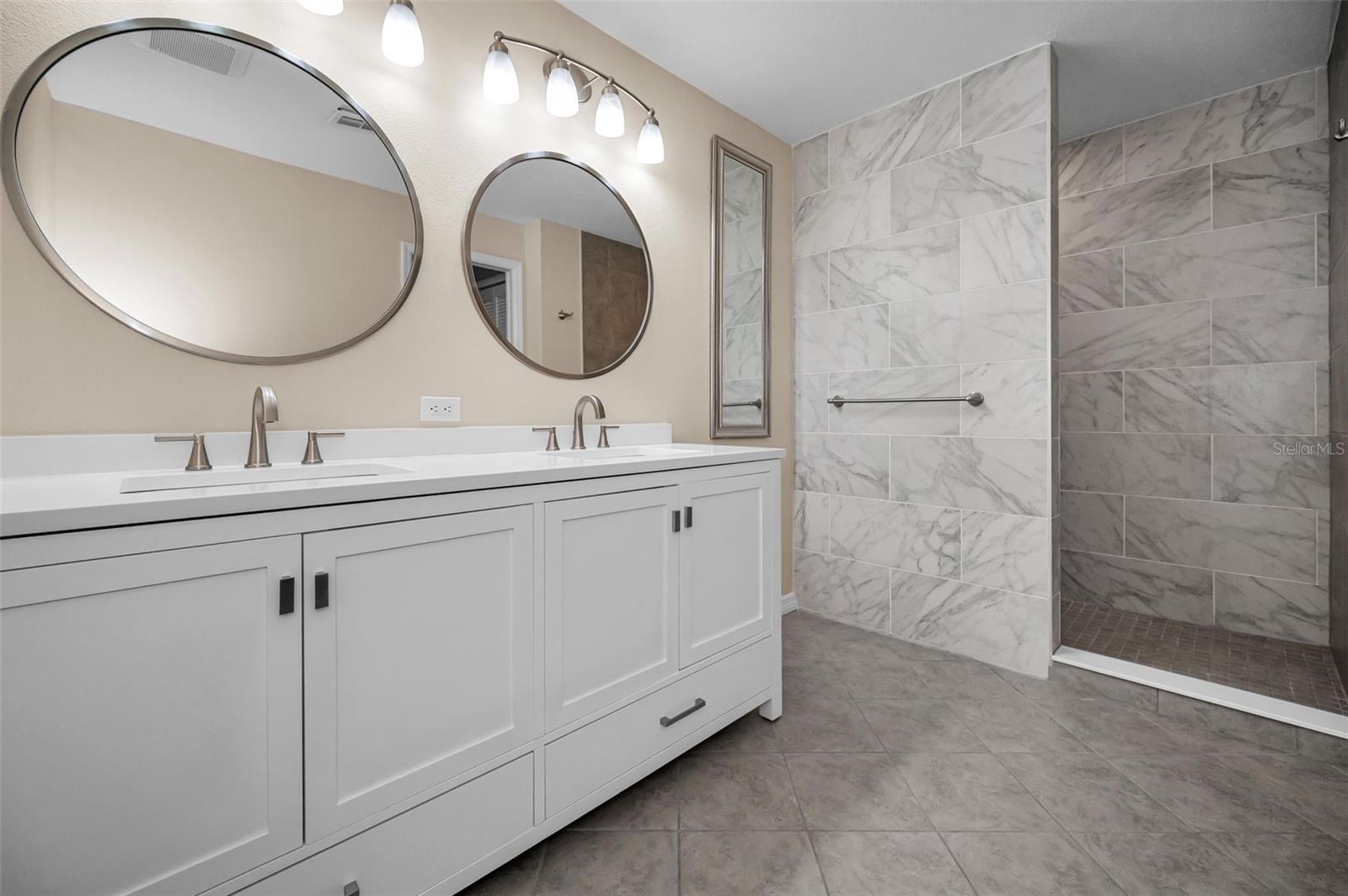 9307 PALM HAVEN CT — photo 17