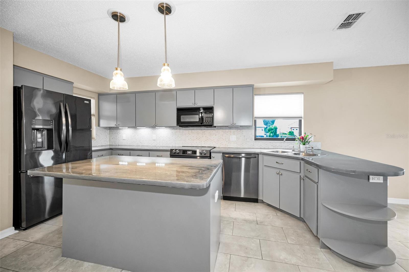 9307 PALM HAVEN CT — photo 12