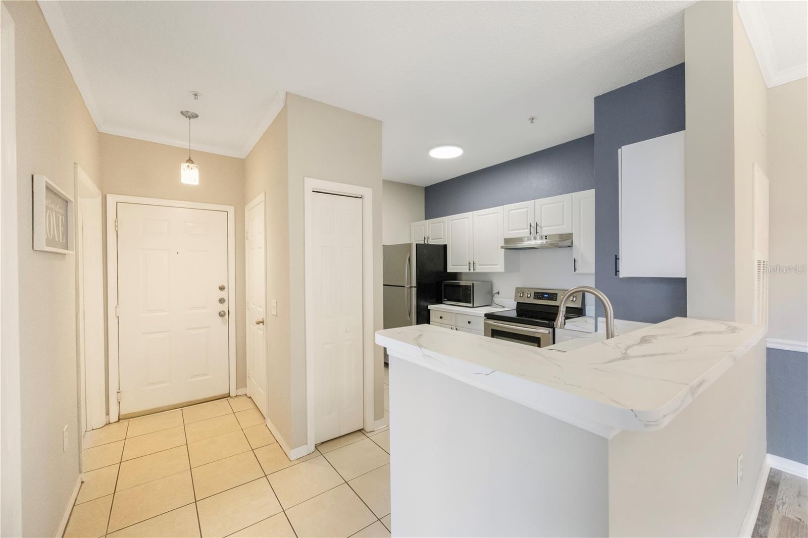 18001 RICHMOND PLACE DR #1010 — photo 4