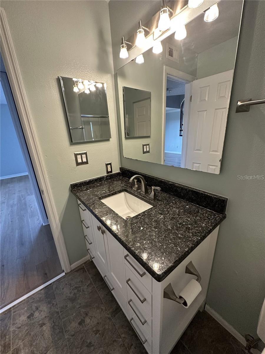 2400 FEATHER SOUND DR #1435 — photo 15