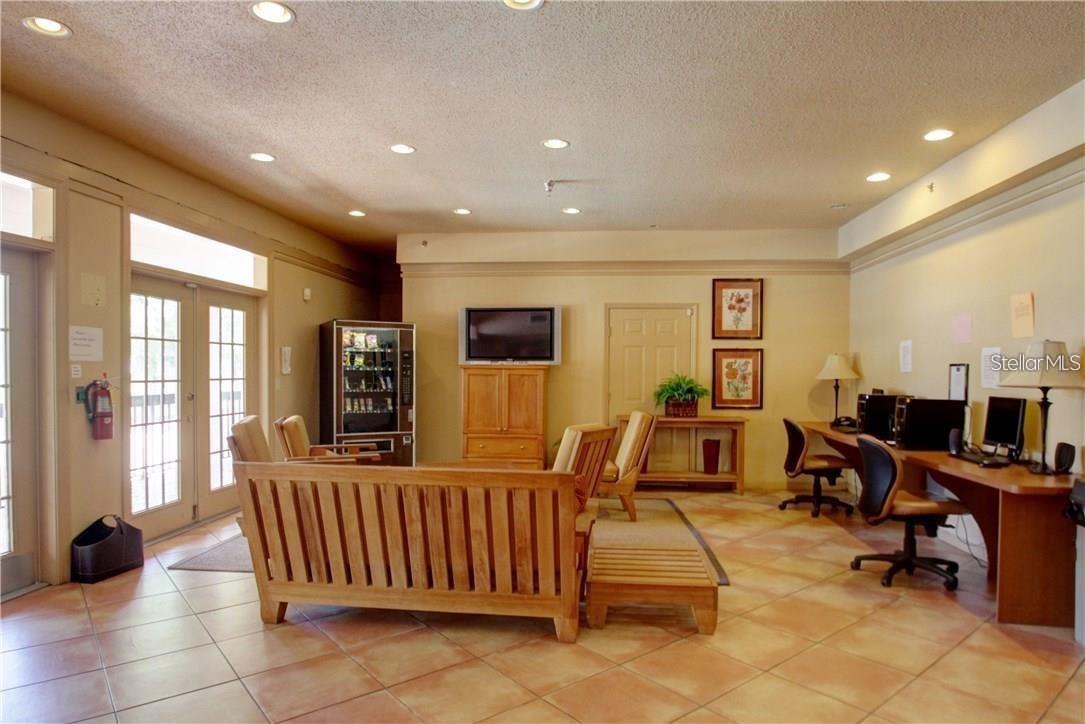 2400 FEATHER SOUND DR #1435 — photo 39