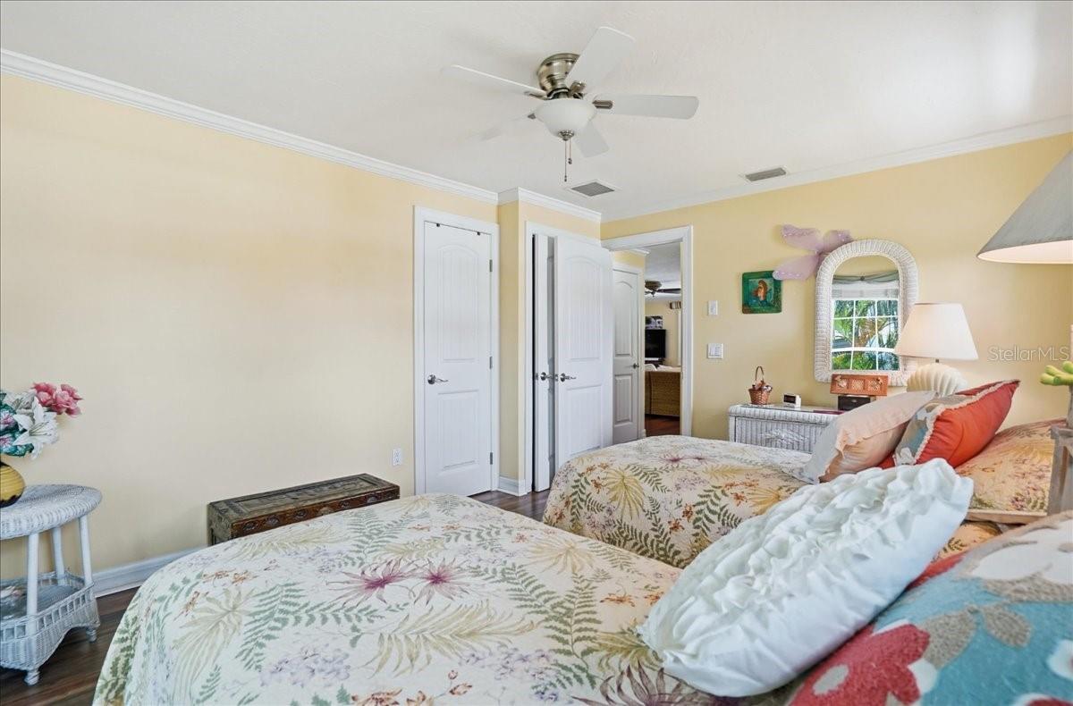 2811 GULF DR — photo 28