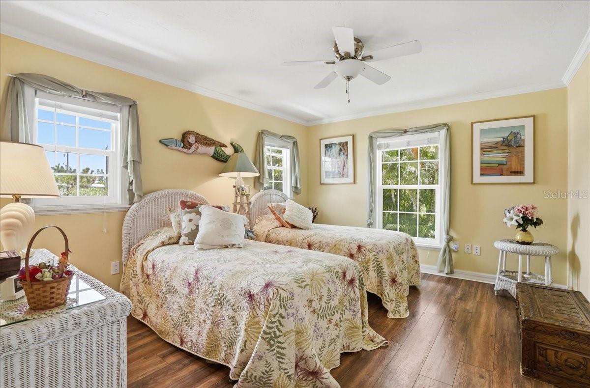2811 GULF DR — photo 25