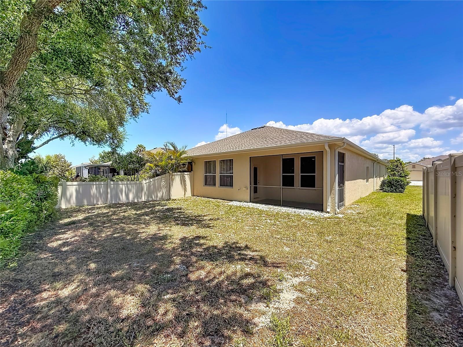 1027 ORCA CT — photo 4