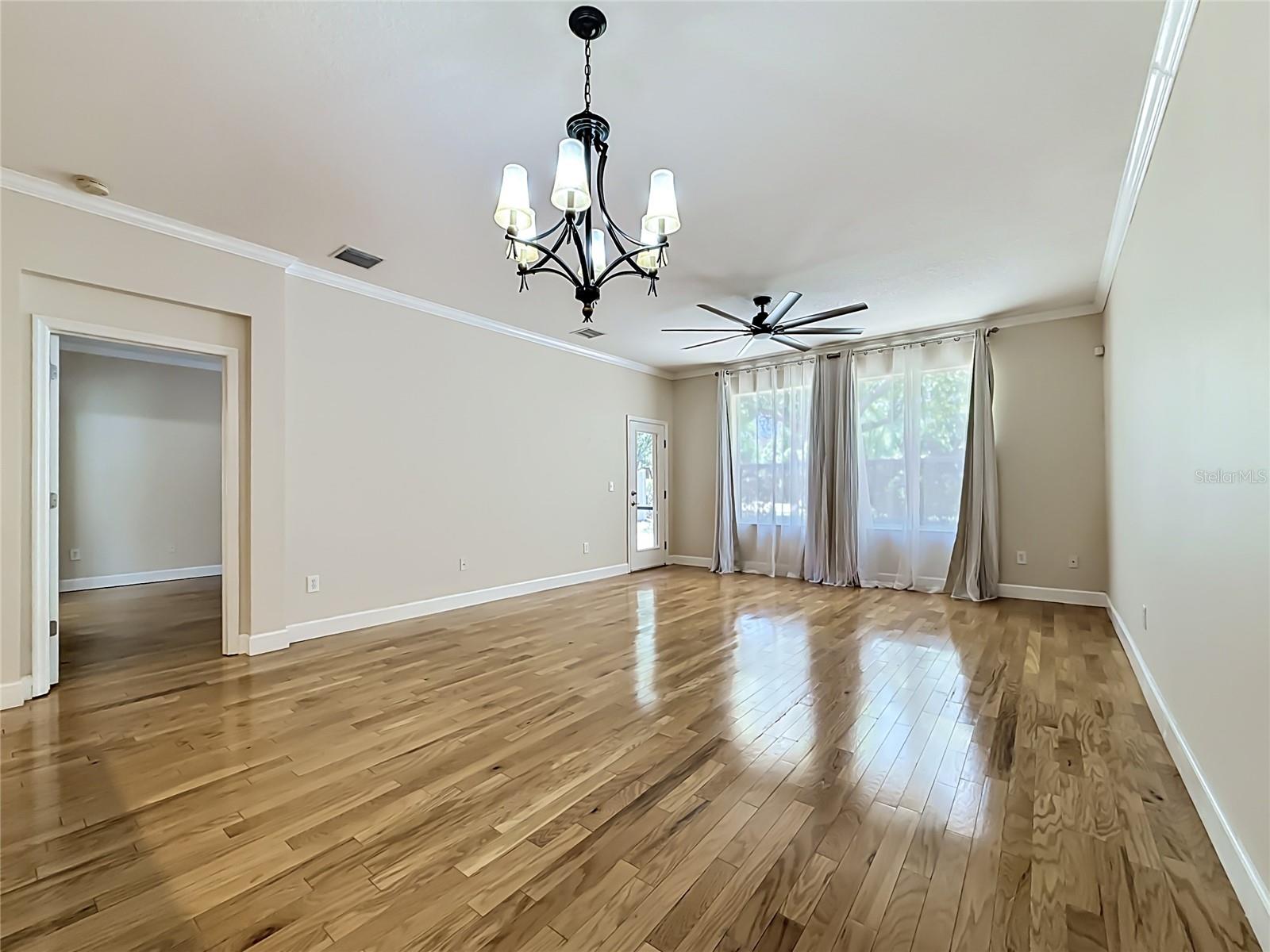 1027 ORCA CT — photo 11
