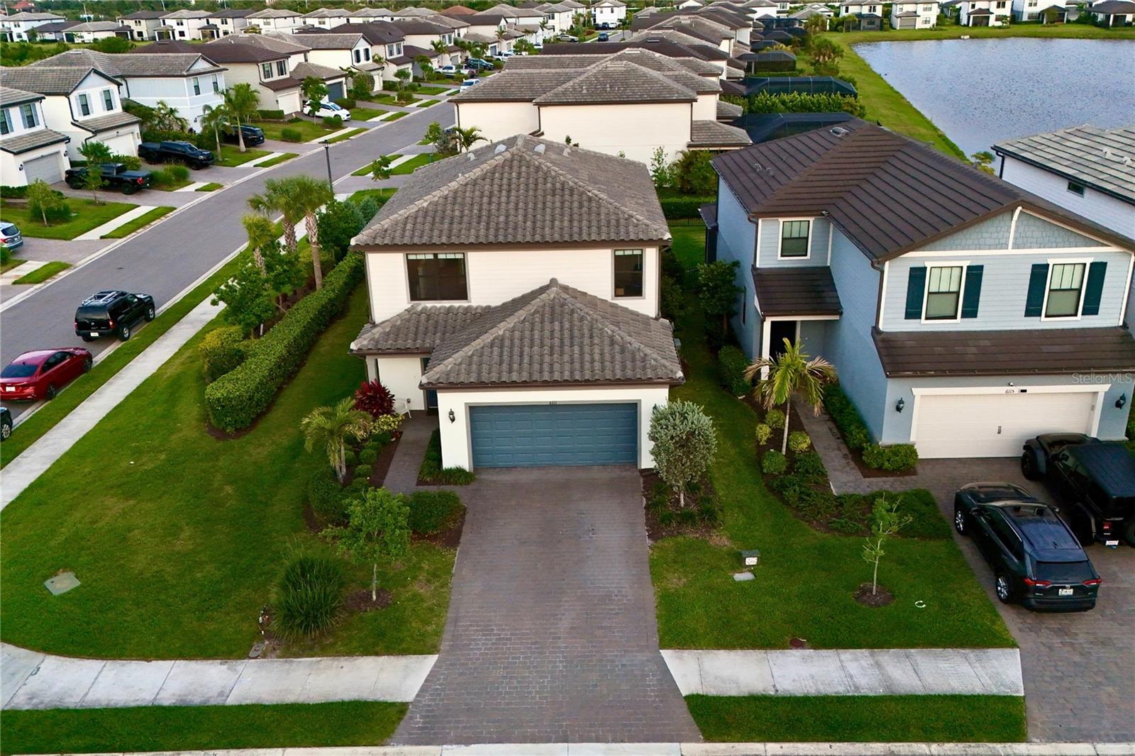 6111 BLUESTAR CT — photo 2
