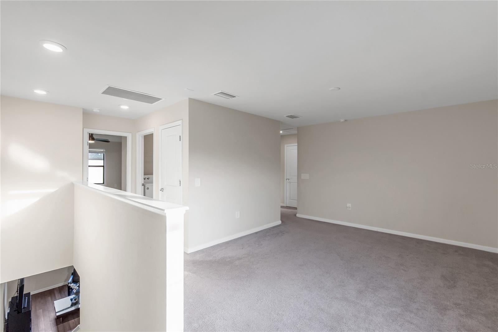 6111 BLUESTAR CT — photo 36