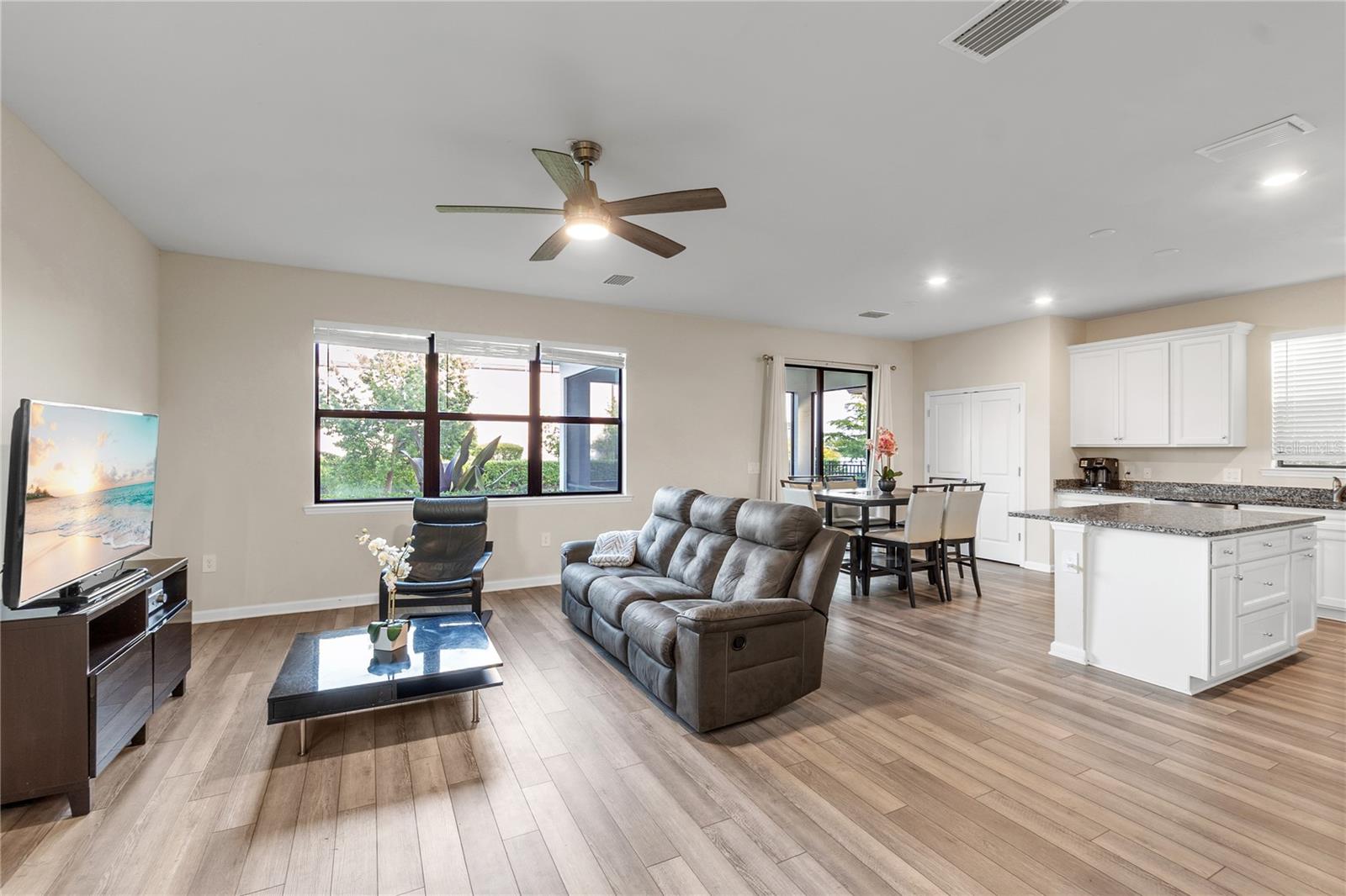 6111 BLUESTAR CT — photo 27