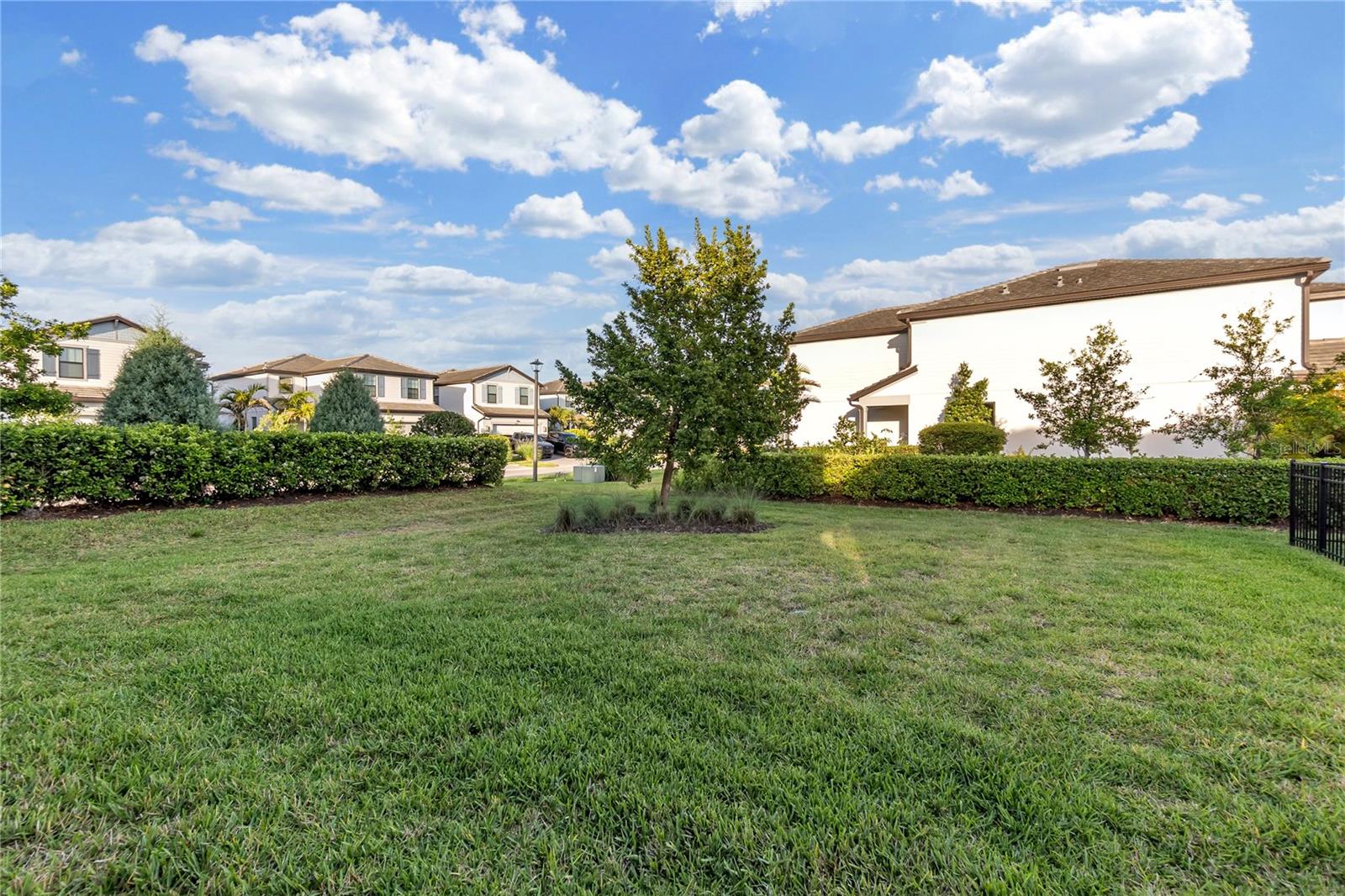 6111 BLUESTAR CT — photo 18