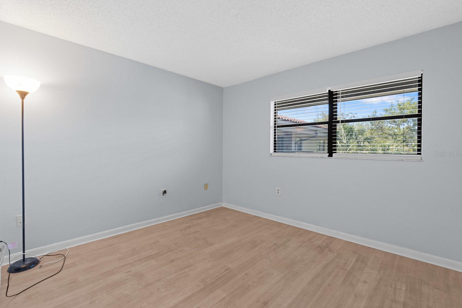 2650 COUNTRYSIDE BLVD #B307 — photo 23