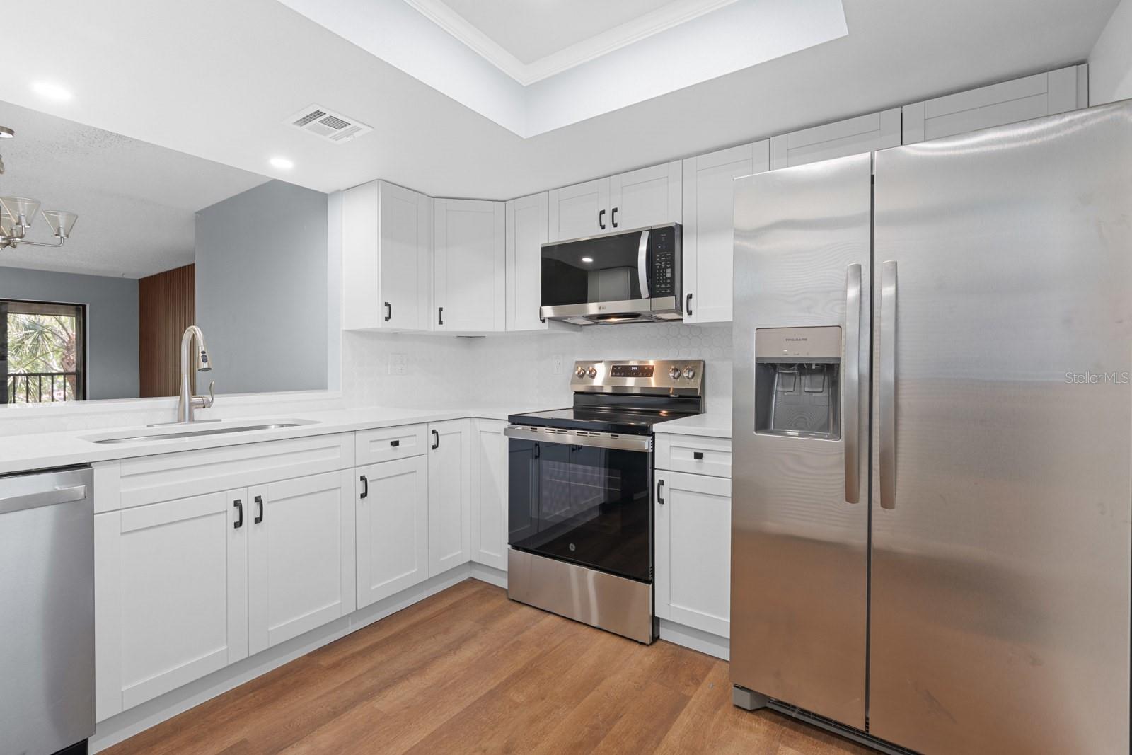 2650 COUNTRYSIDE BLVD #B307 — photo 8
