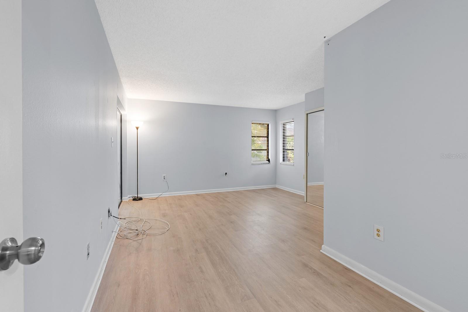 2650 COUNTRYSIDE BLVD #B307 — photo 21