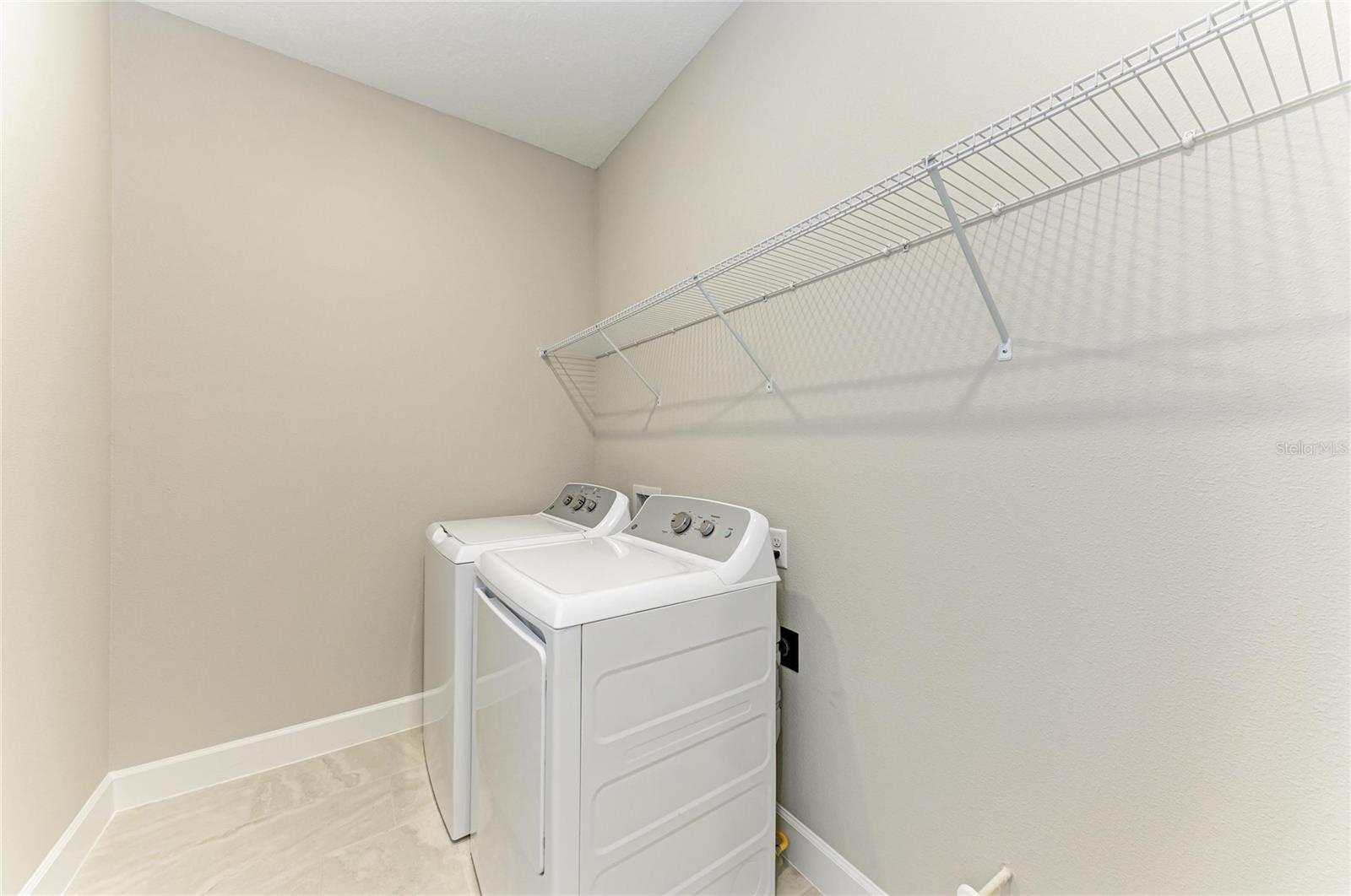 6017 MESA GLN — photo 16