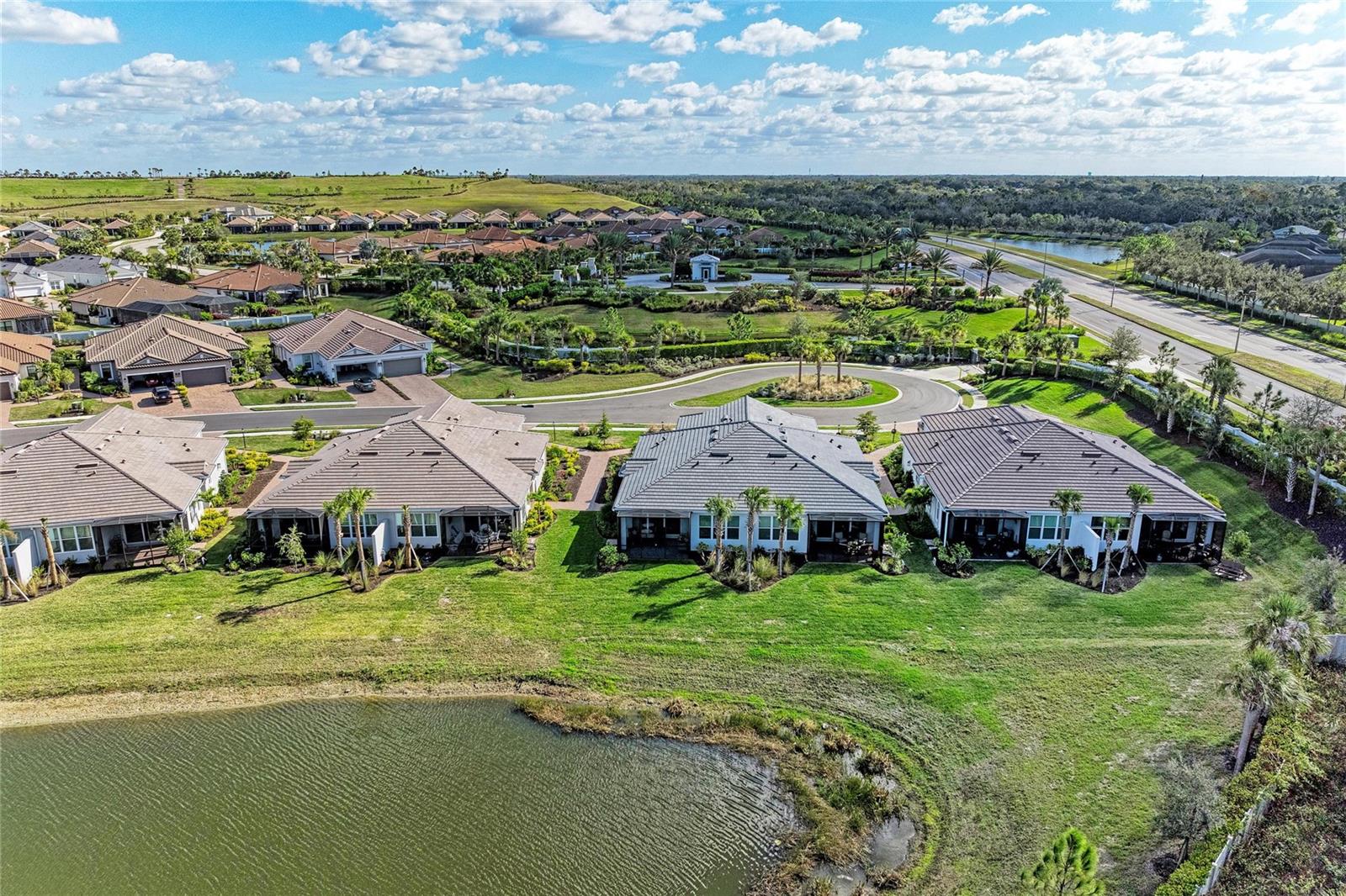 6017 MESA GLN — photo 25