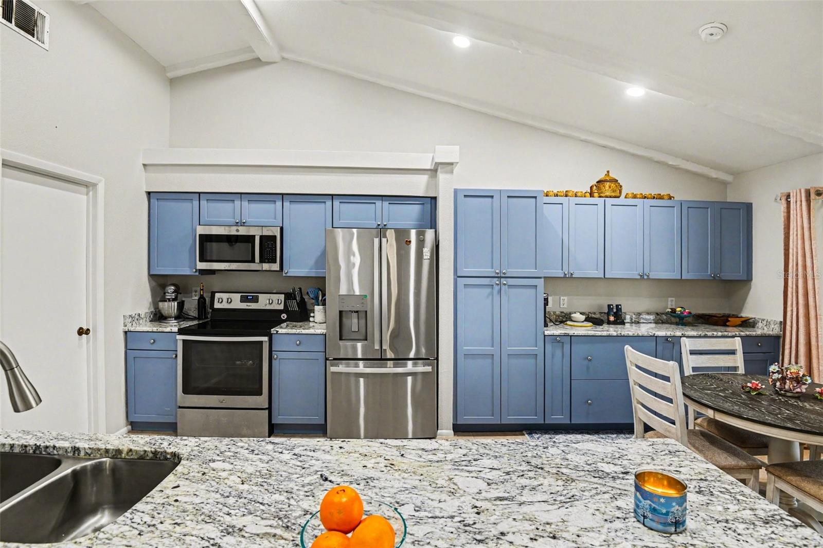 5401 BRASSY LOOP — photo 12