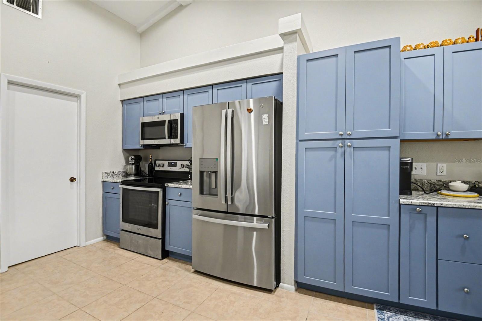 5401 BRASSY LOOP — photo 11