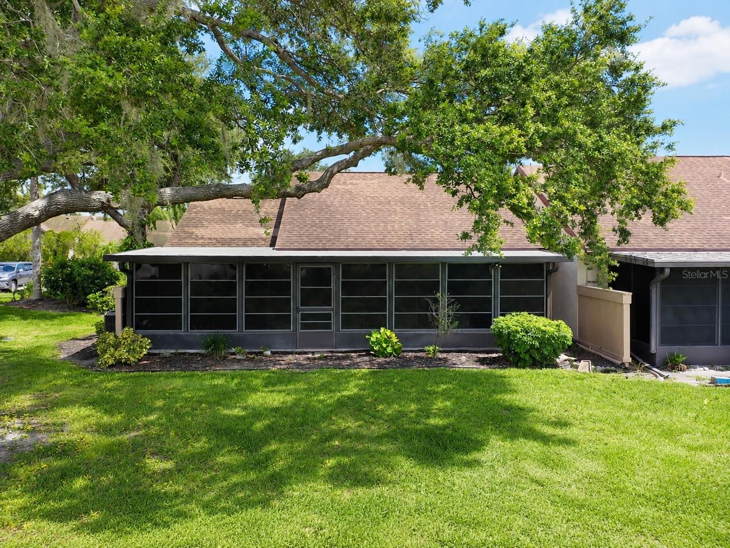 5401 BRASSY LOOP — photo 36
