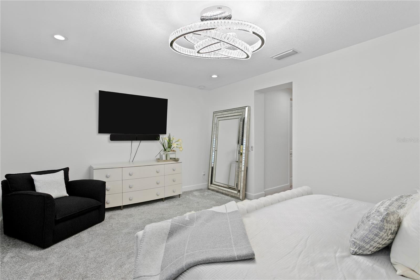 7865 MARSH POINTE DR — photo 46