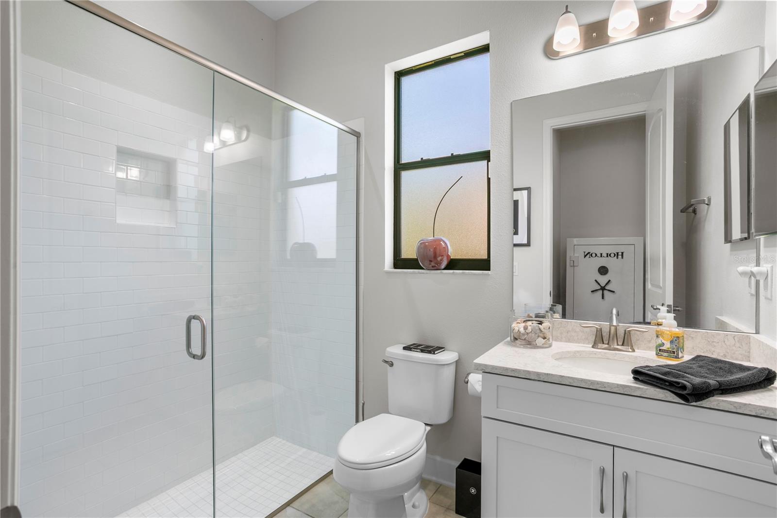 7865 MARSH POINTE DR — photo 31