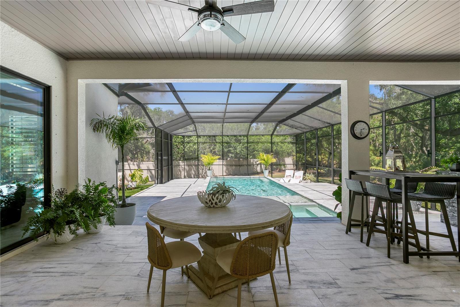 7865 MARSH POINTE DR — photo 10