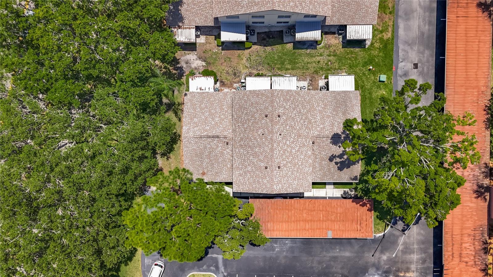2442 ENTERPRISE RD #6 — photo 36