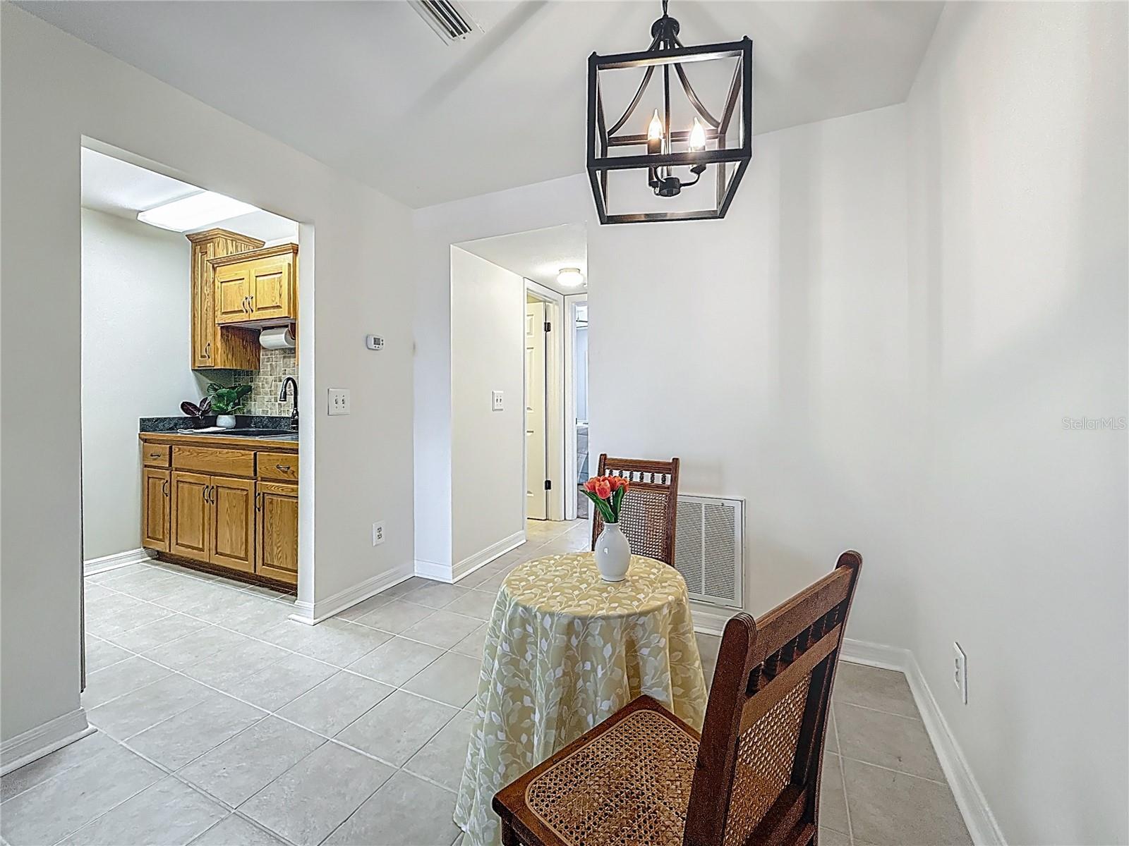 2442 ENTERPRISE RD #6 — photo 12