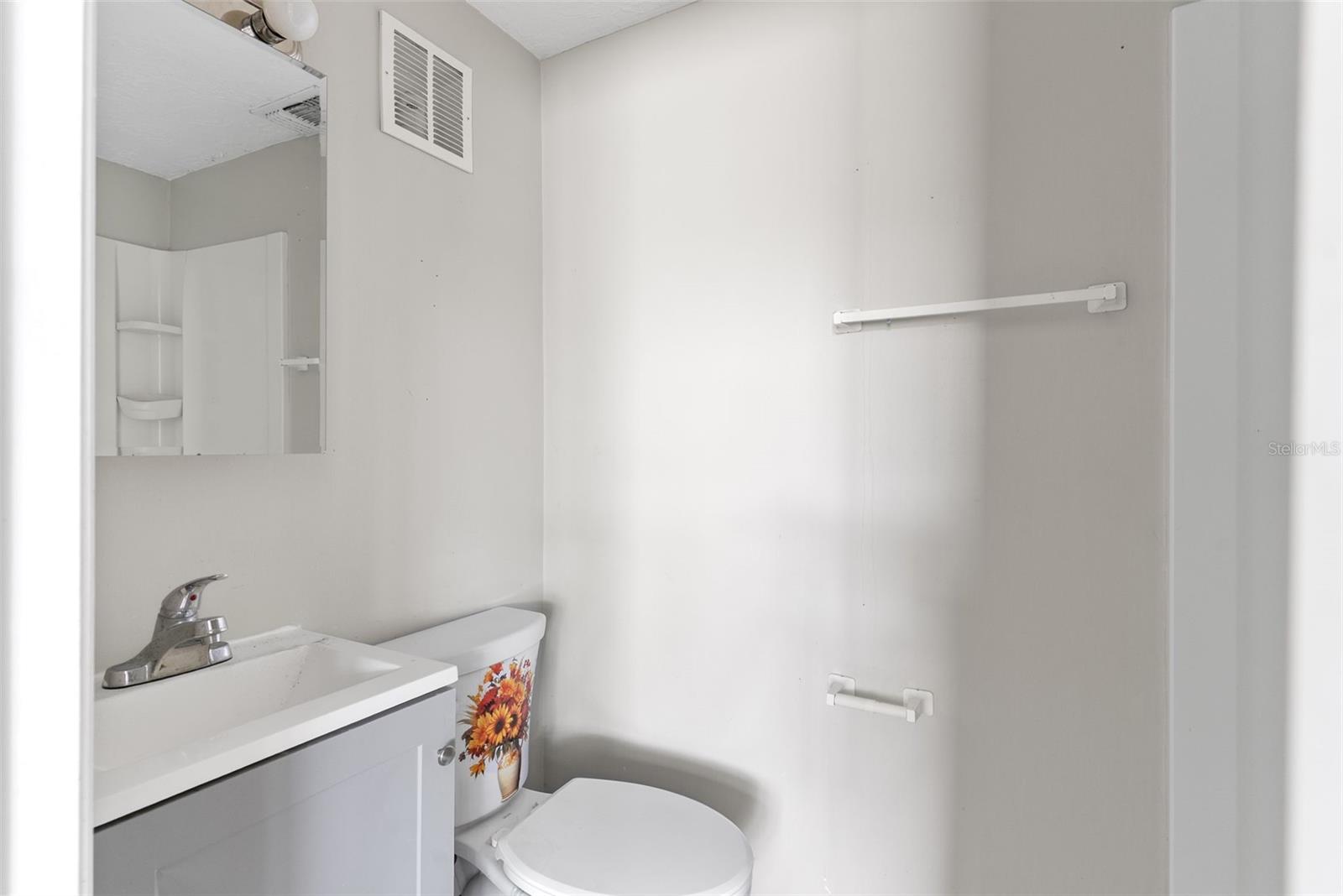 2344 TAHITIAN DR — photo 11