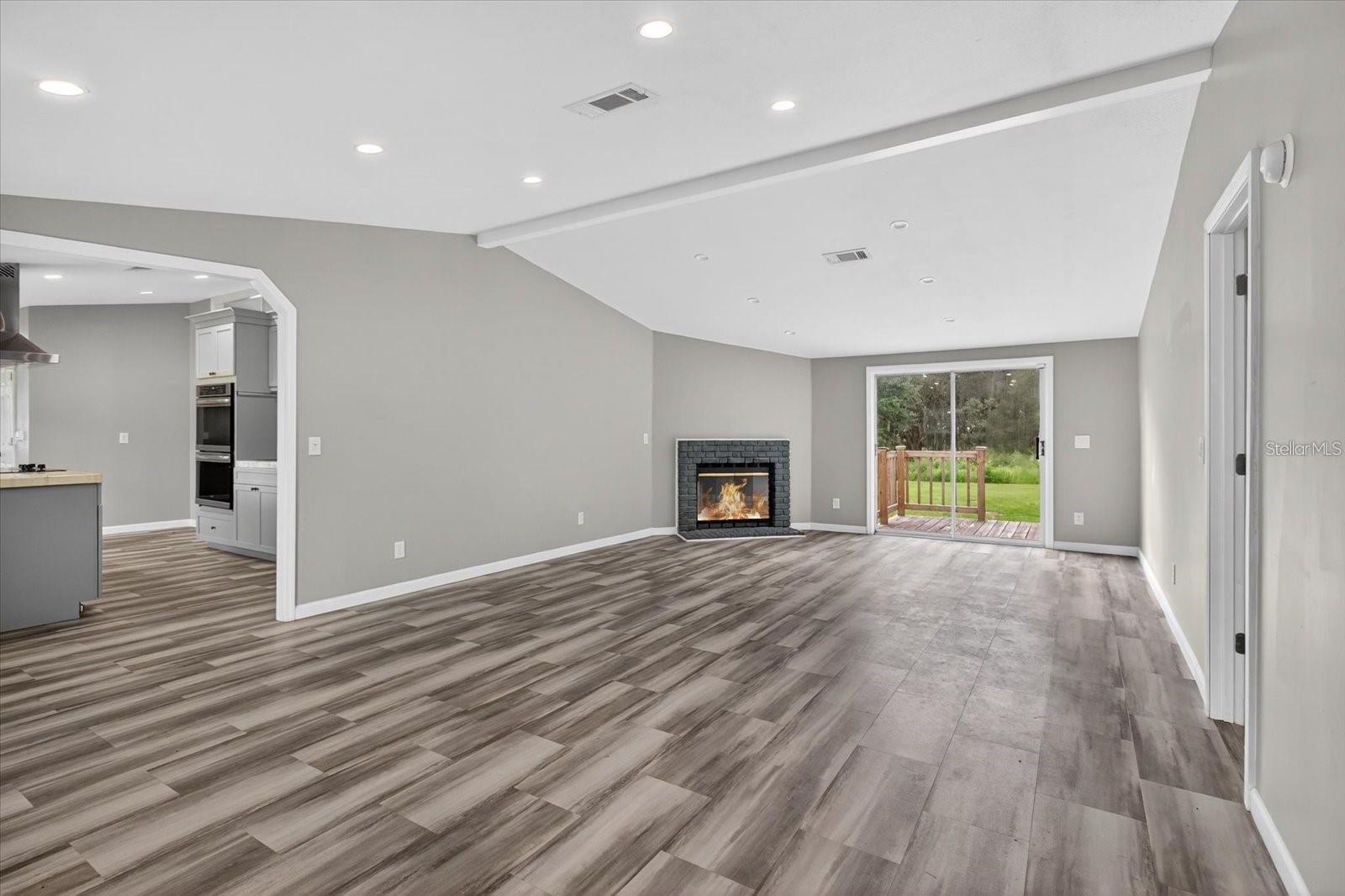 31326 TYNDALL RD — photo 4