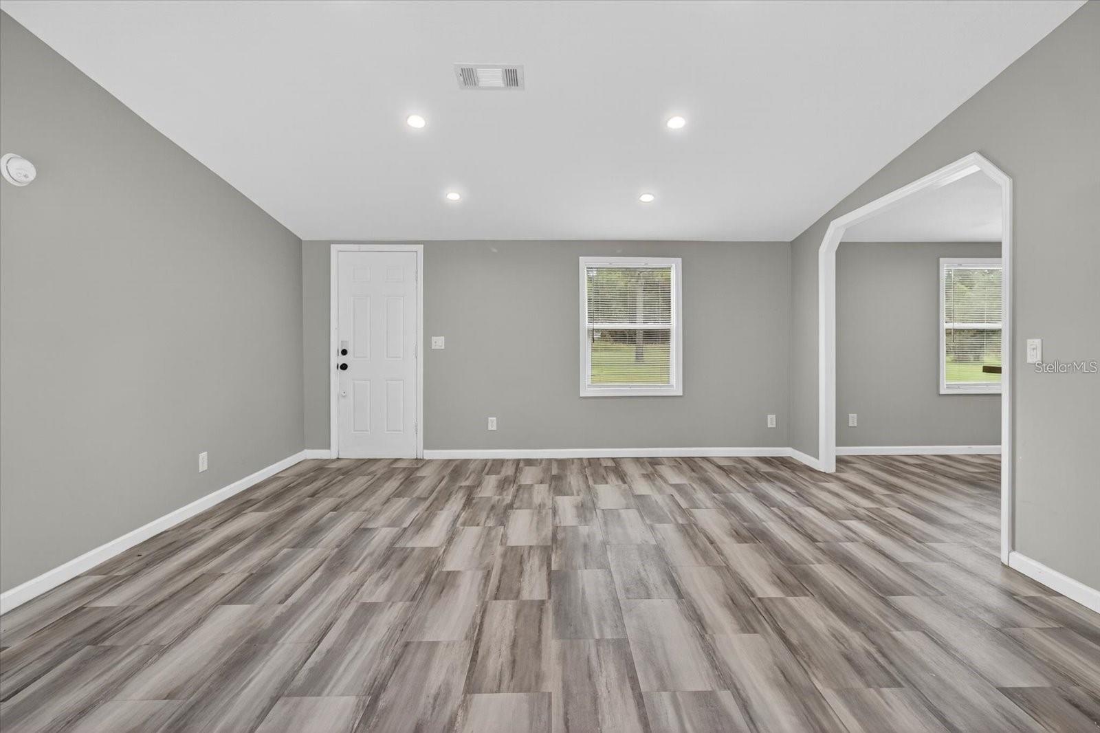 31326 TYNDALL RD — photo 7
