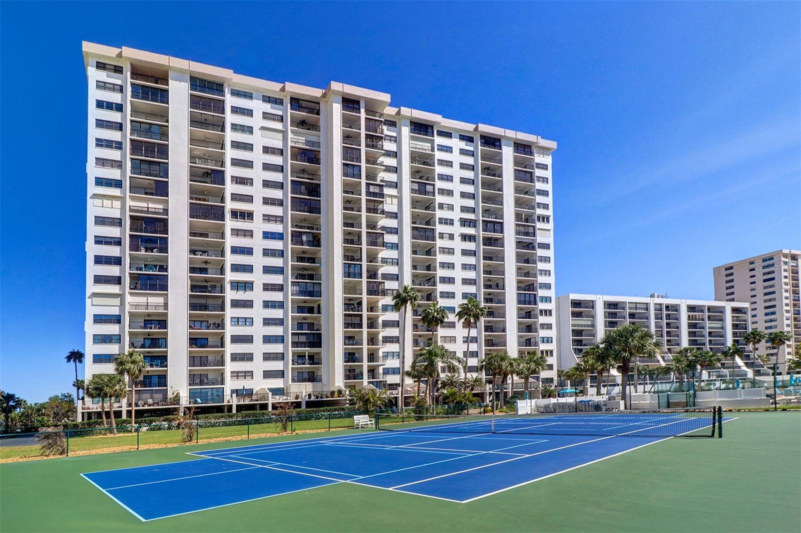 1230 GULF BLVD #404 — photo 2