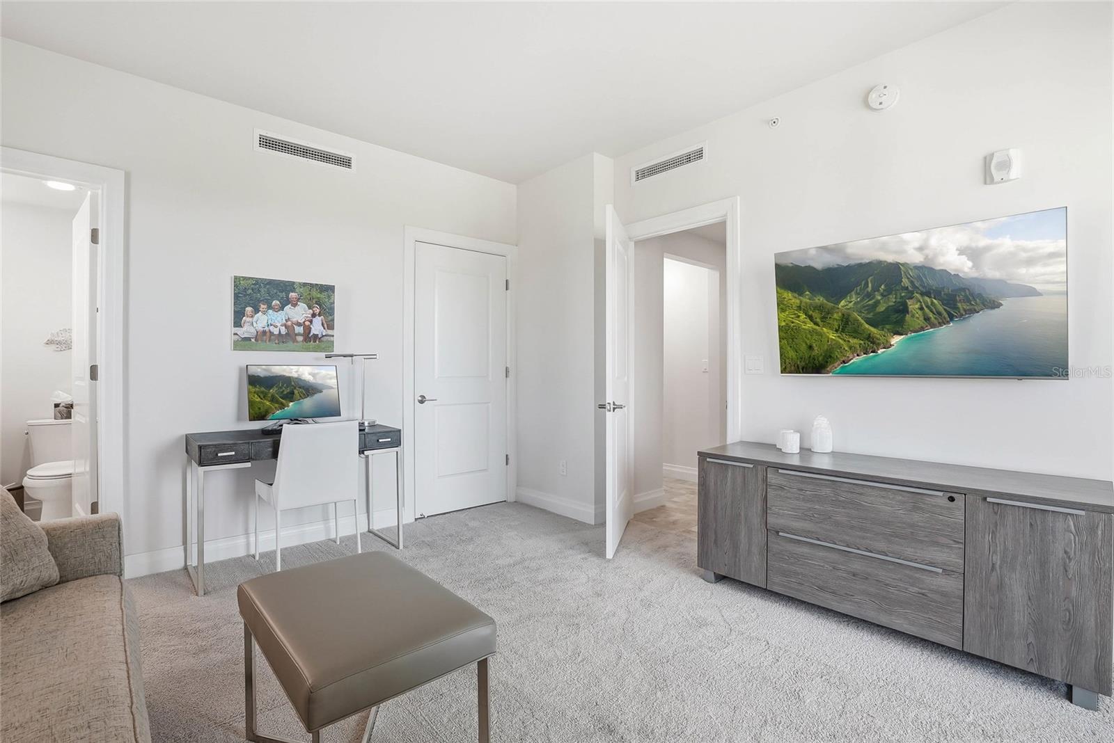 650 COLLANY RD #401 — photo 41
