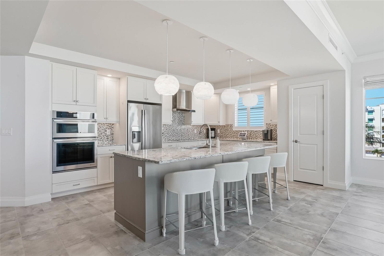 650 COLLANY RD #401 — photo 14