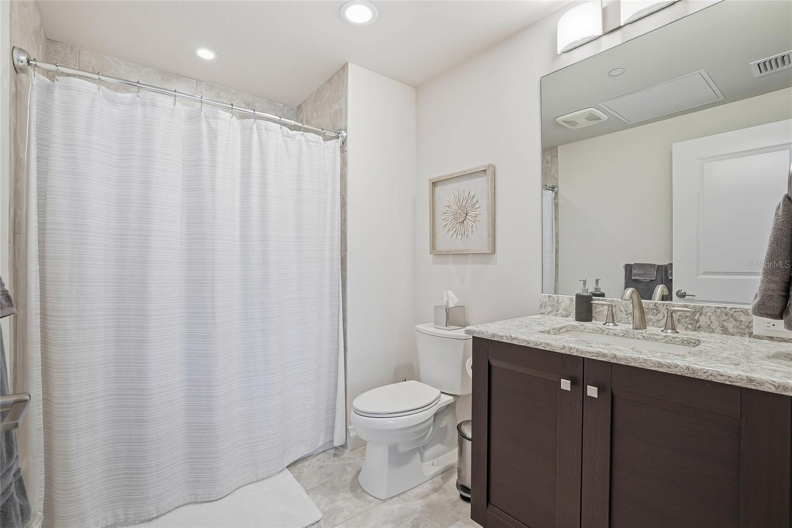 650 COLLANY RD #401 — photo 35