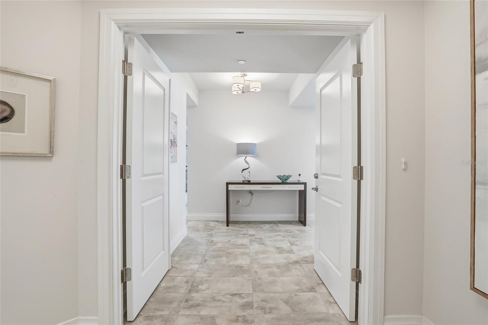 650 COLLANY RD #401 — photo 8