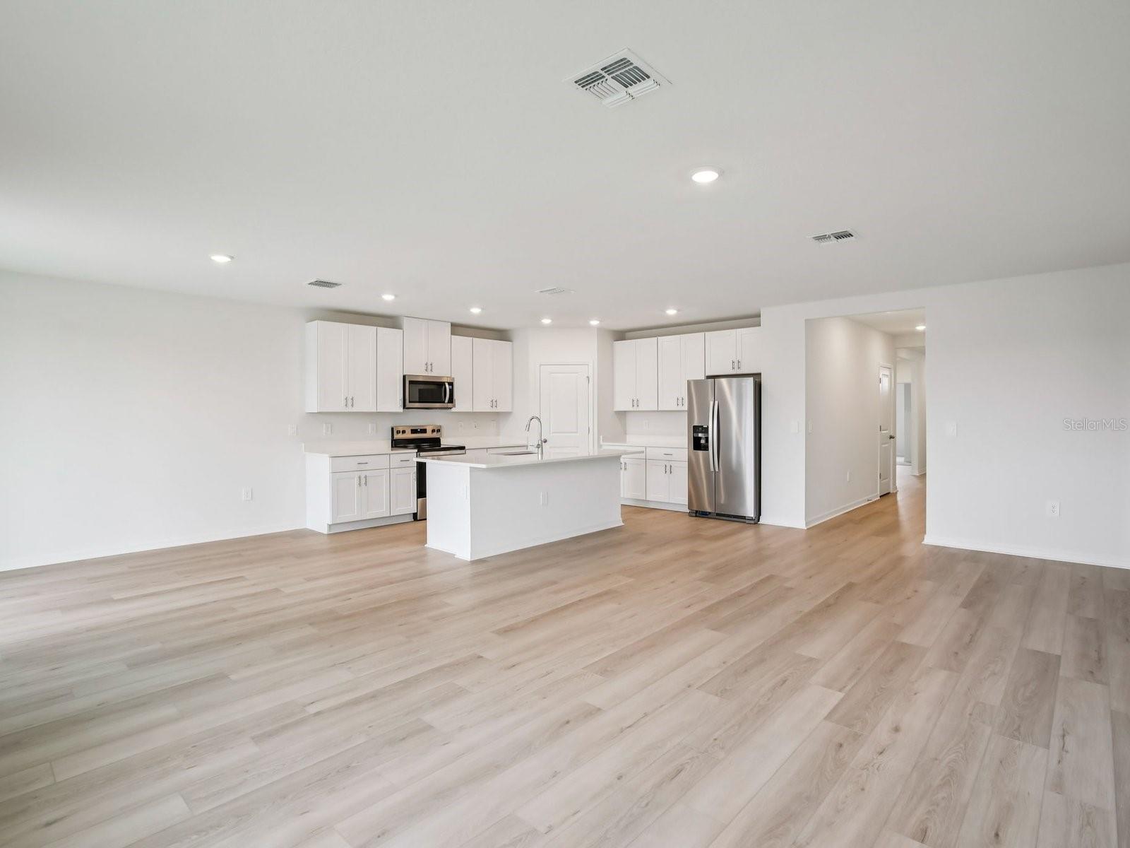 10436 ABUNDANCE GROVE WAY — photo 5