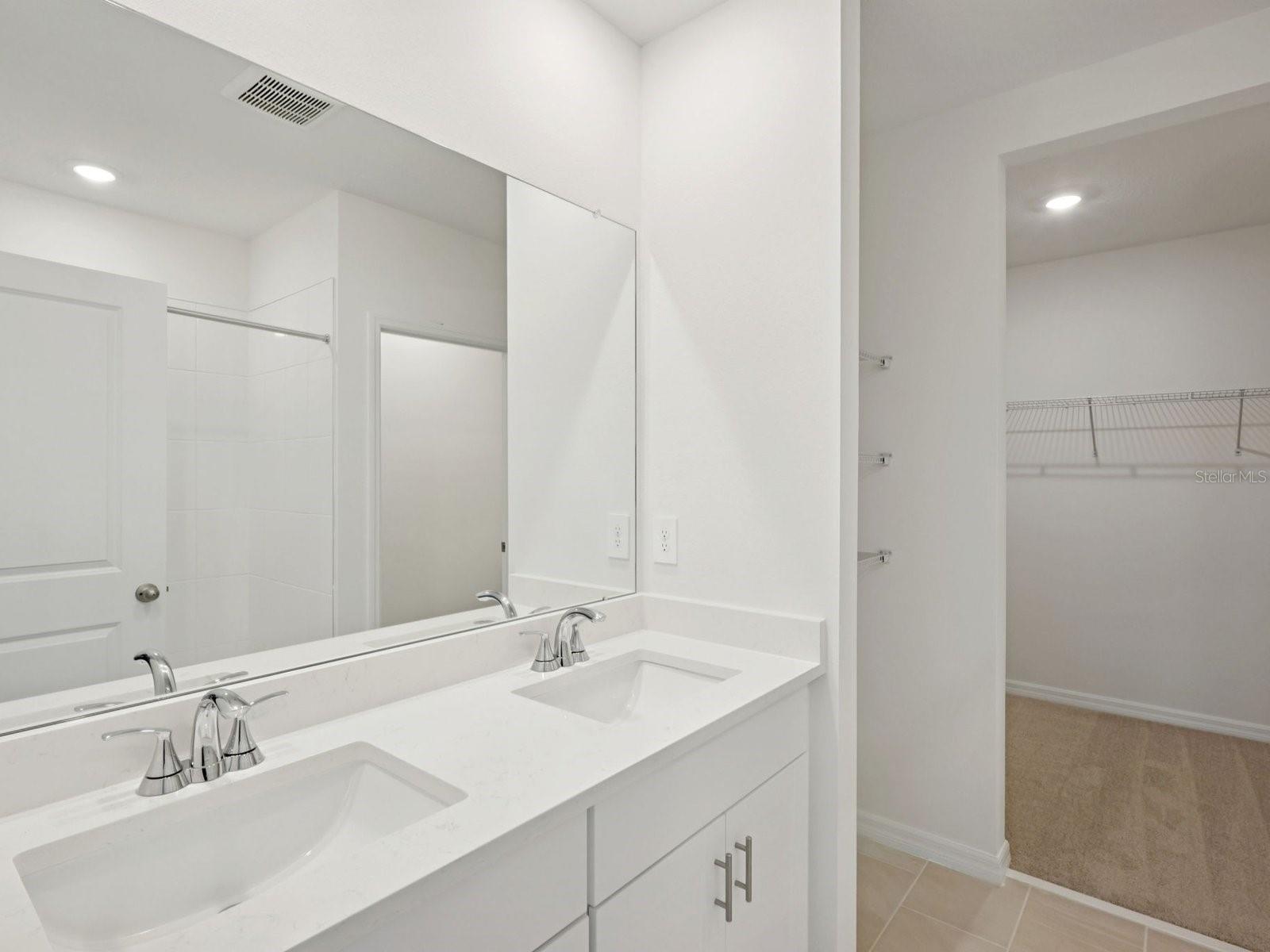 13518 SHELLMORE AVE — photo 10