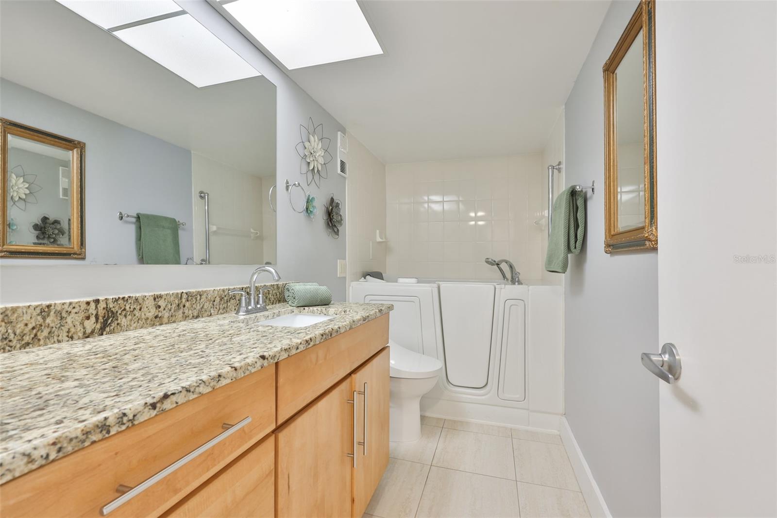 1581 GULF BLVD #103N — photo 26