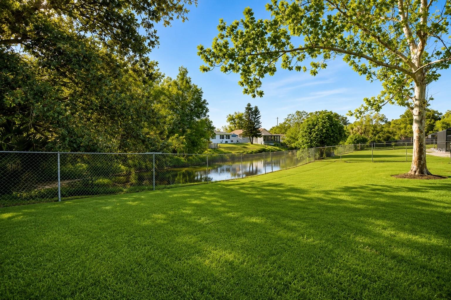 3011 SHADOW OAKS DR — photo 3
