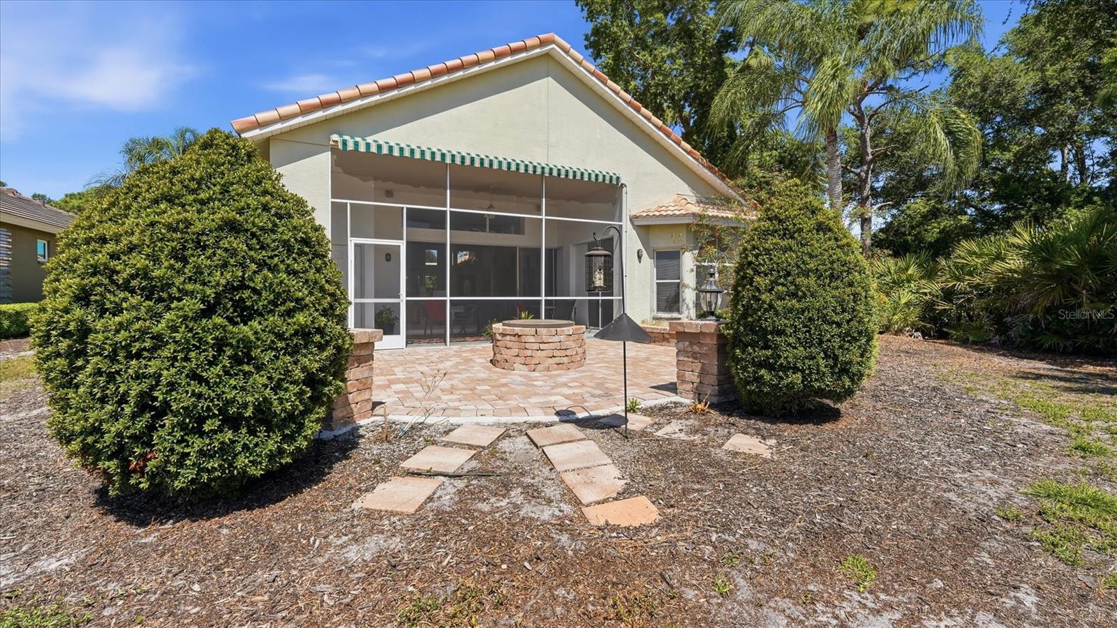 8009 HAMPTON CT — photo 24