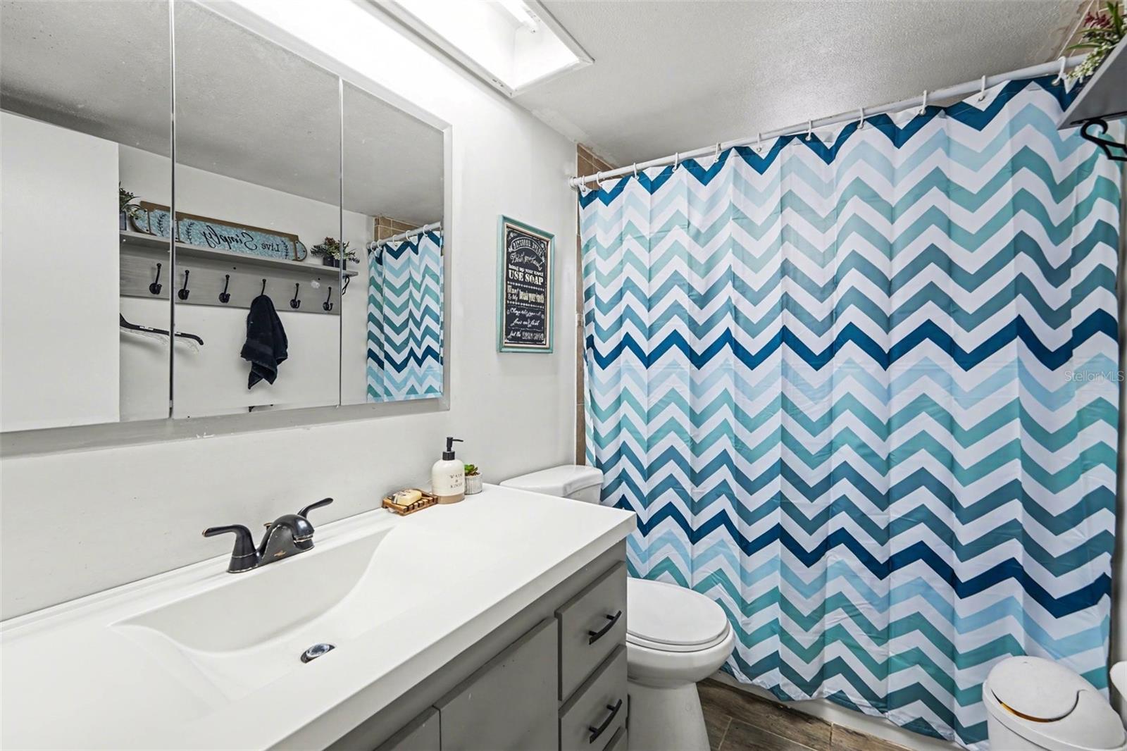 429 MANOR BLVD — photo 21